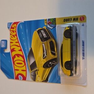 Hot Wheels Yellow Audi RS 6 Avant Toy Car